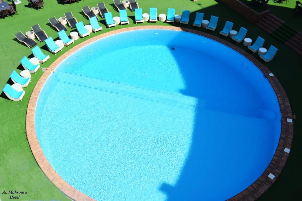 Fleet Club Mahrousa Alexandria Eksteriør billede A swimming pool