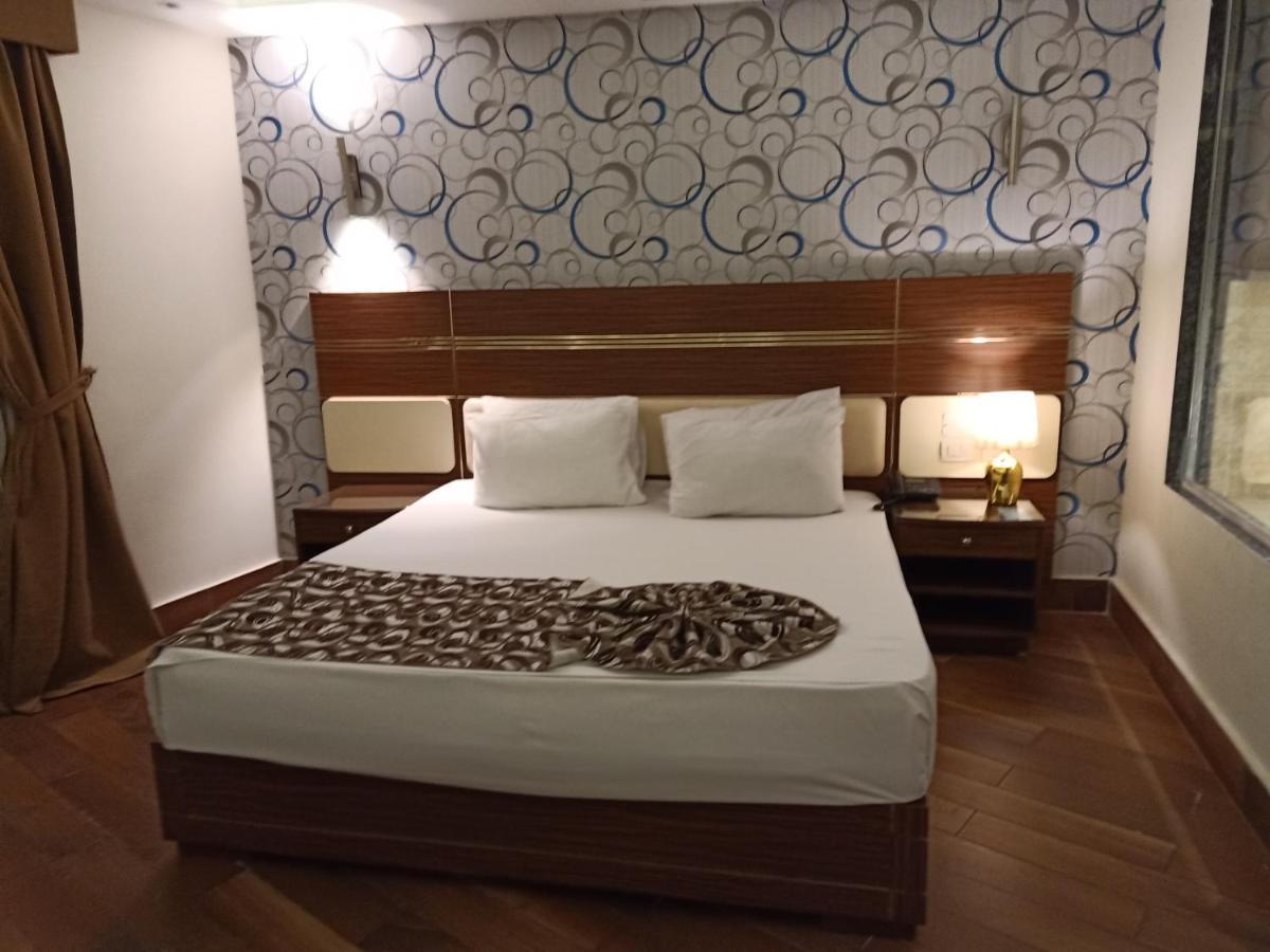Fleet Club Mahrousa Alexandria Eksteriør billede A bedroom at the hotel