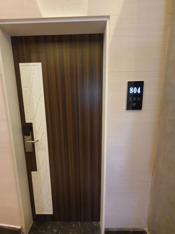 Fleet Club Mahrousa Alexandria Eksteriør billede A door with a doorbell