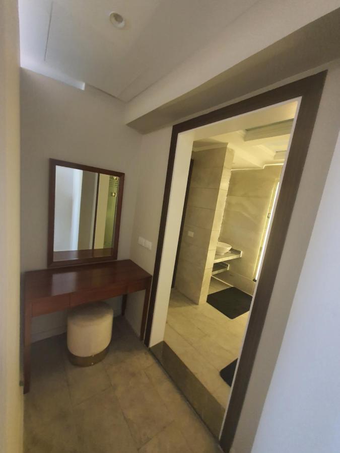Fleet Club Mahrousa Alexandria Eksteriør billede A bathroom in a hotel