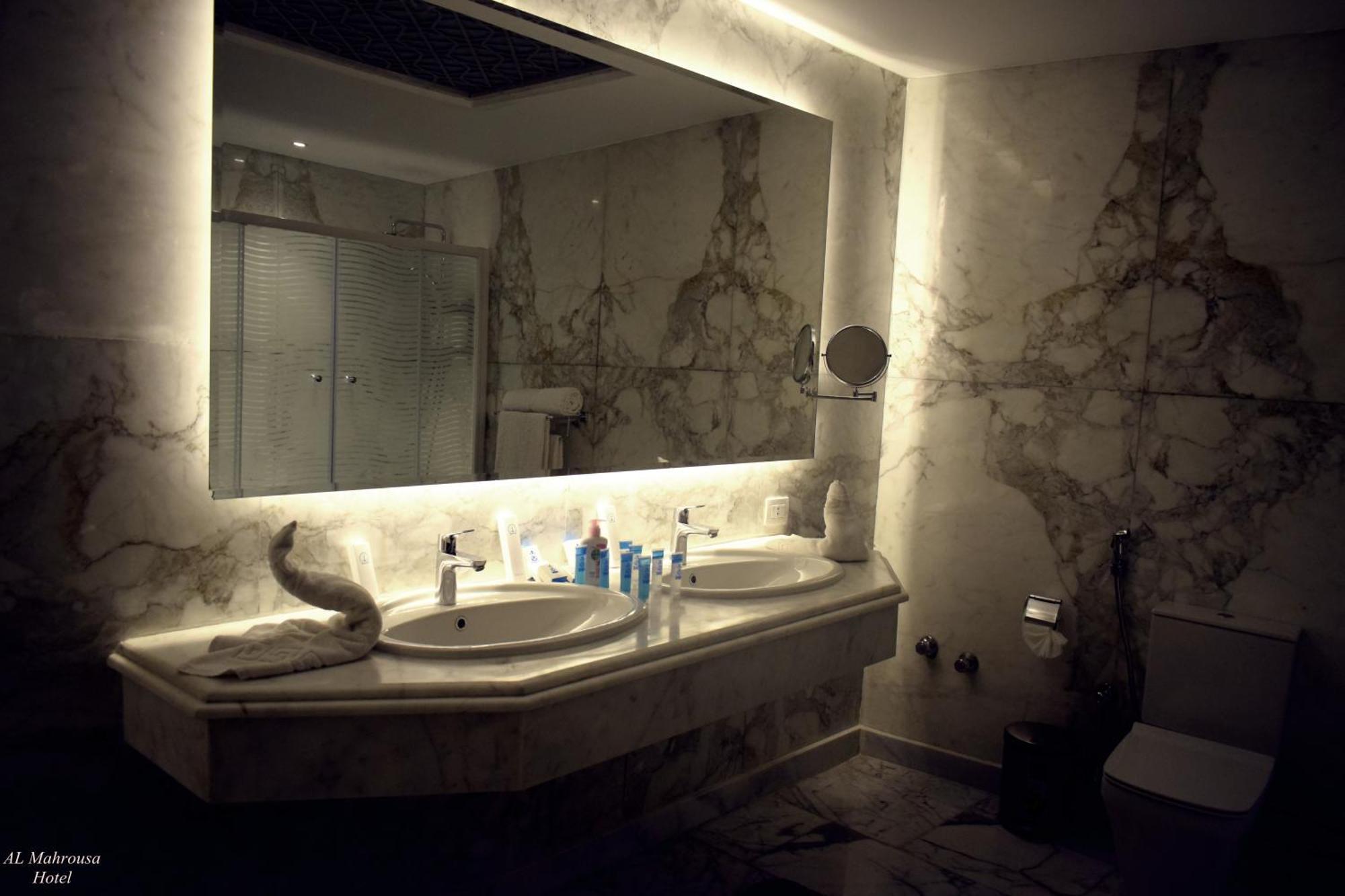 Fleet Club Mahrousa Alexandria Eksteriør billede Bathroom
